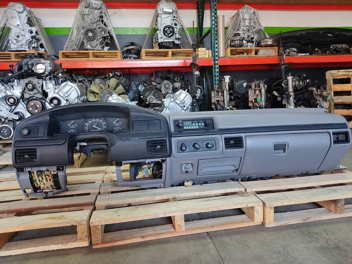 ford f150 f250 f350 f450 1987-94 dashboard